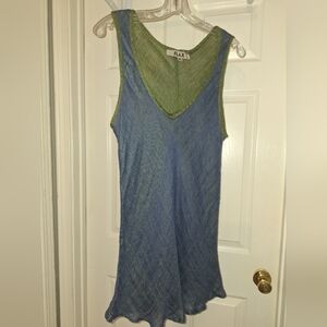 Flax v neck tank Women's Size Medium